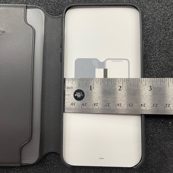 *NIB**APPLE IPHONE X Leather Folio - Black - Picture 10 of 11